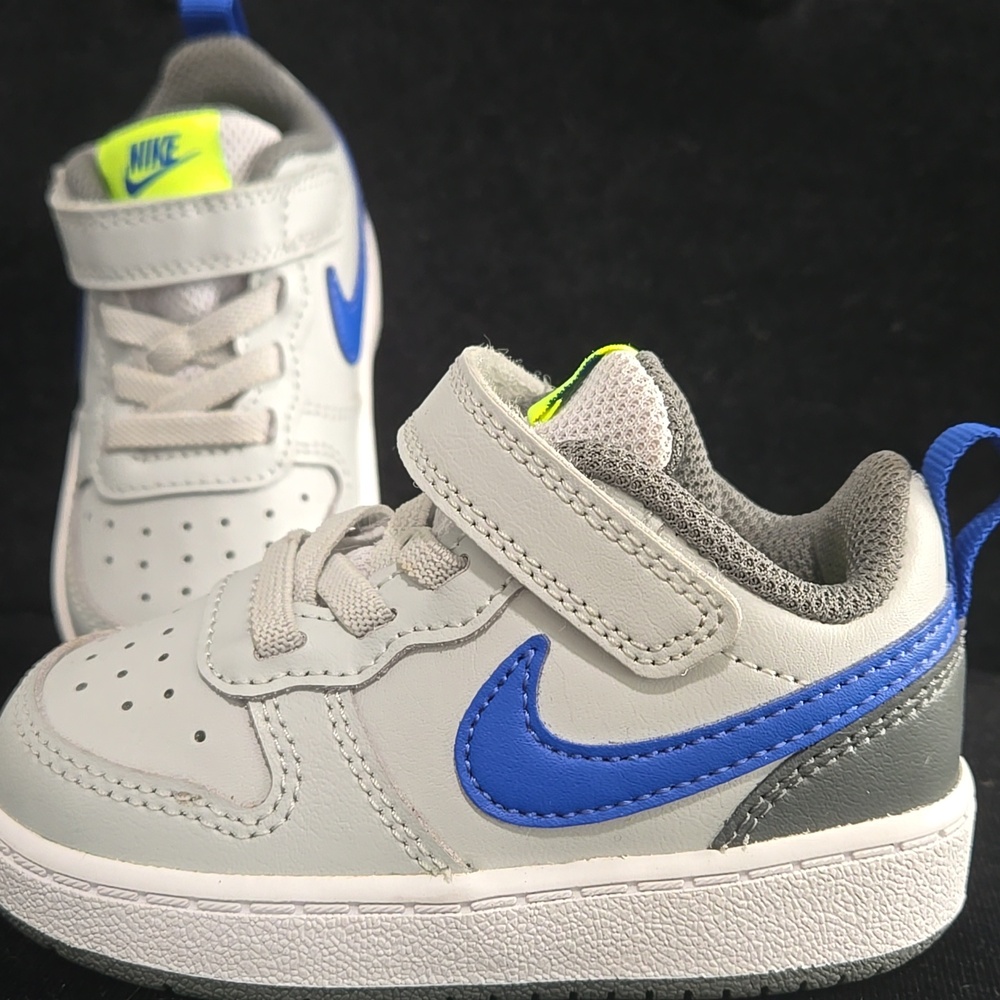 Nike Toddler/Kids All Day Play  Sneakers in Gray and Blue with Neon Accents NWOT